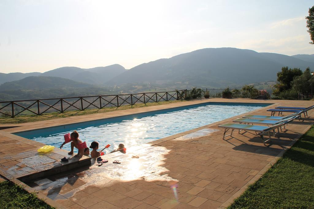 Il Castello Di Perchia Aparthotel Crocemaroggia Exterior photo