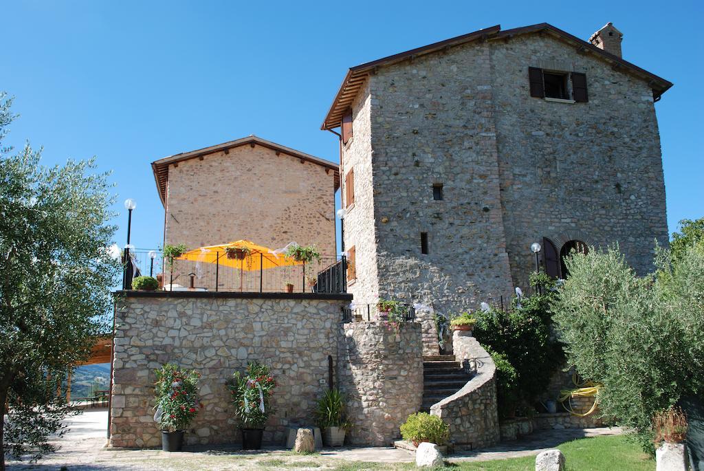 Il Castello Di Perchia Aparthotel Crocemaroggia Exterior photo